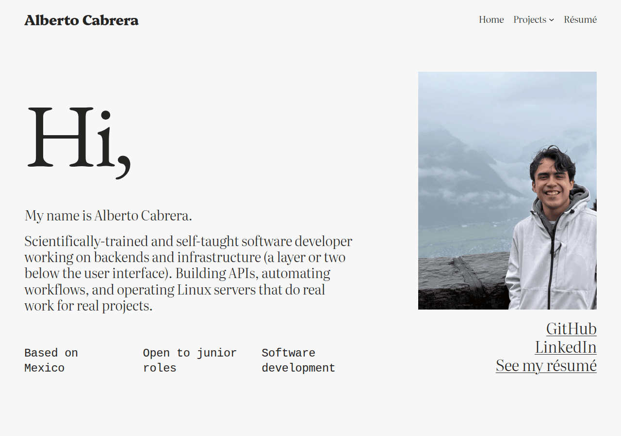 Screenshot of albertocabja.com