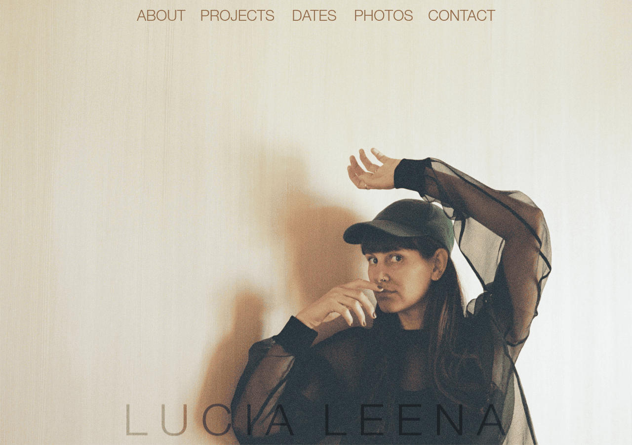 Screenshot of lucialeena.com