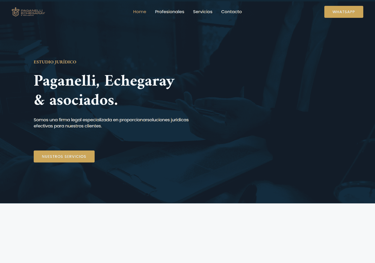 Screenshot of pyeabogados.com.ar