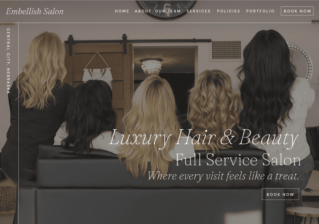 Screenshot of embellishsaloncc.com