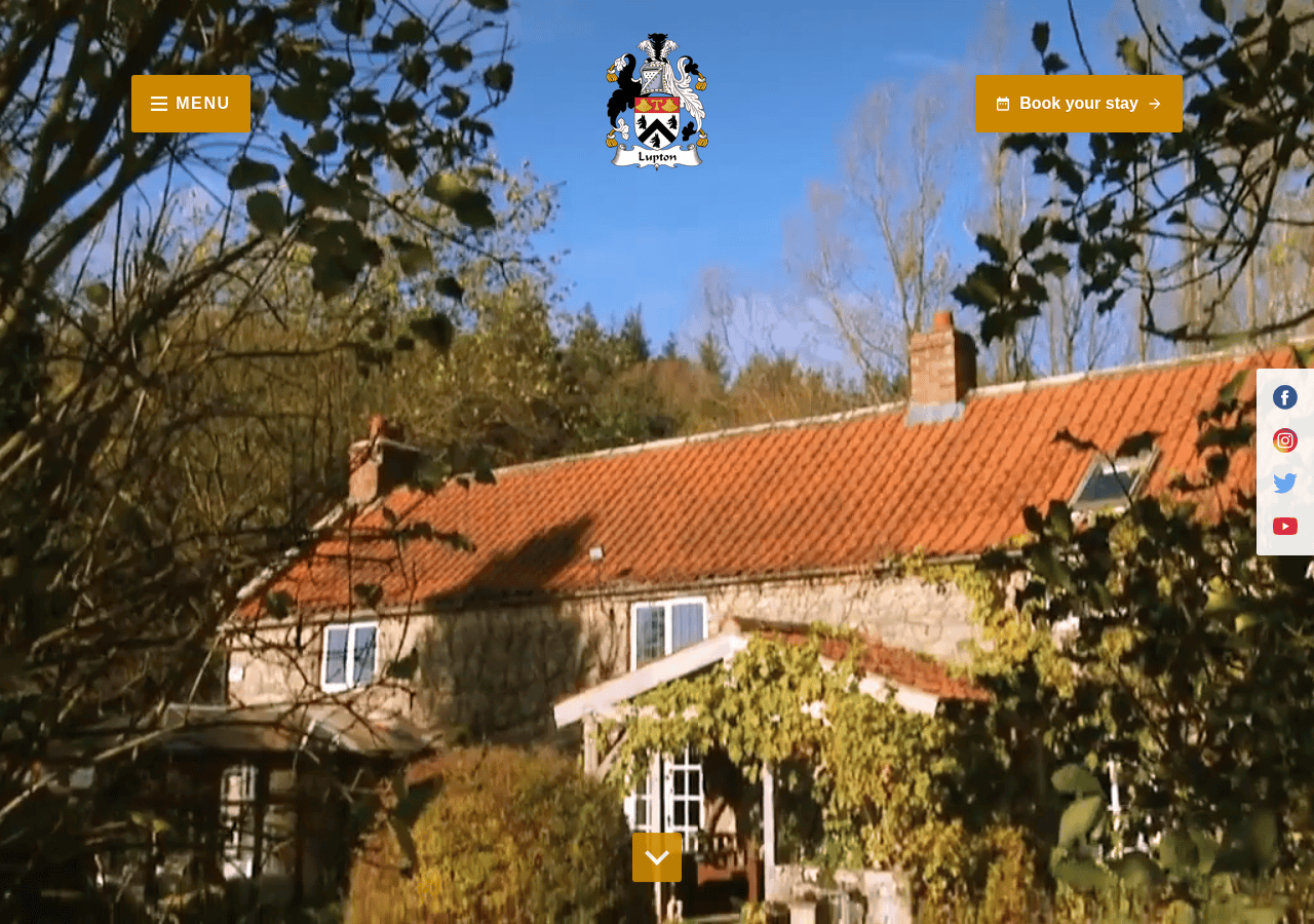 Screenshot of carrhousefarm.co.uk