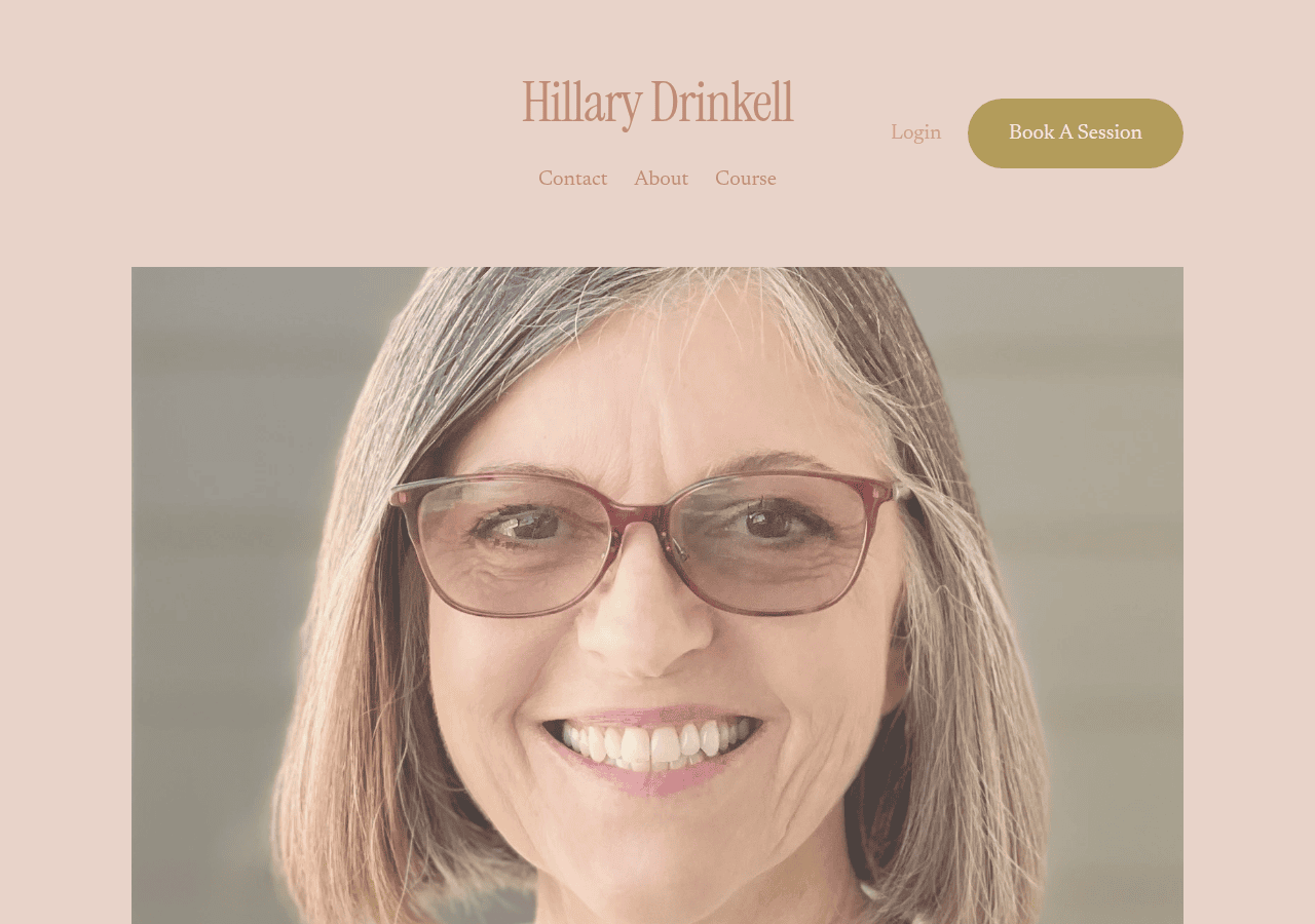 Screenshot of hillarydrinkell.com