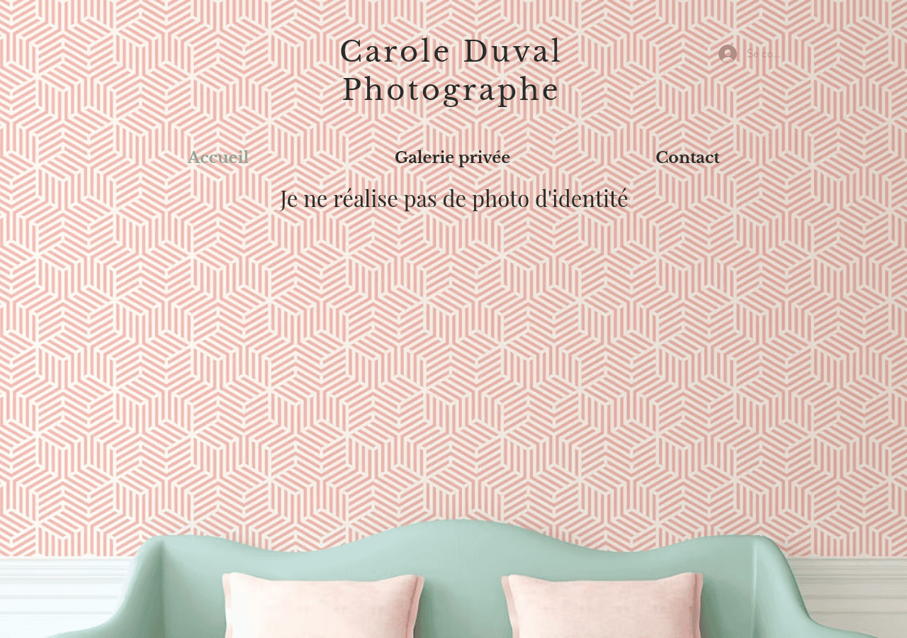 Screenshot of caroleduvalphotographe.com